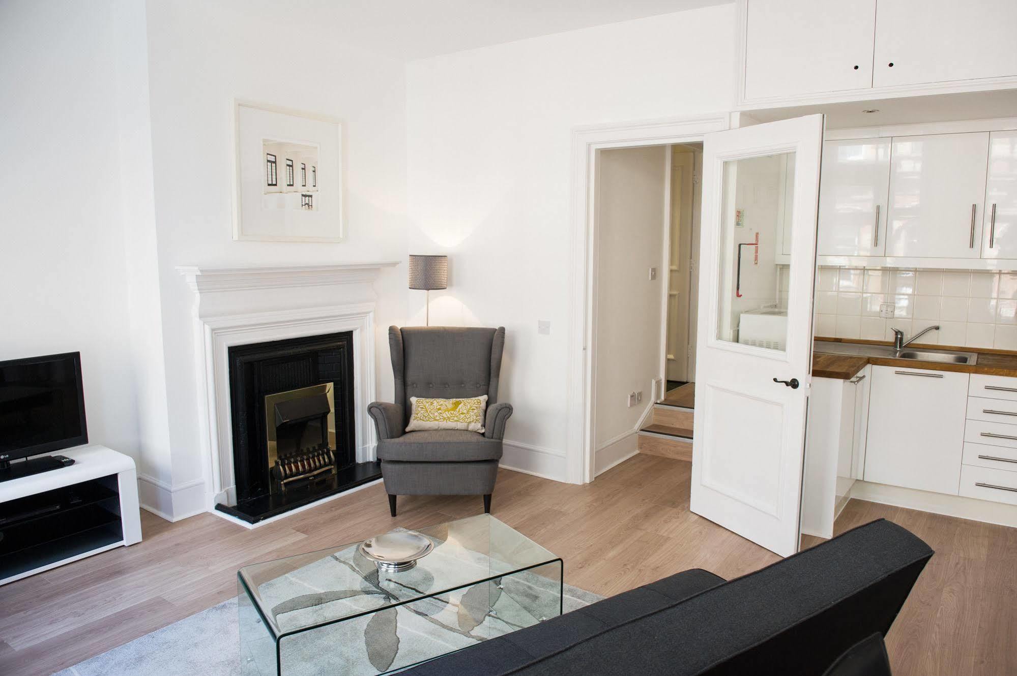 West End One Apartments London Exterior photo