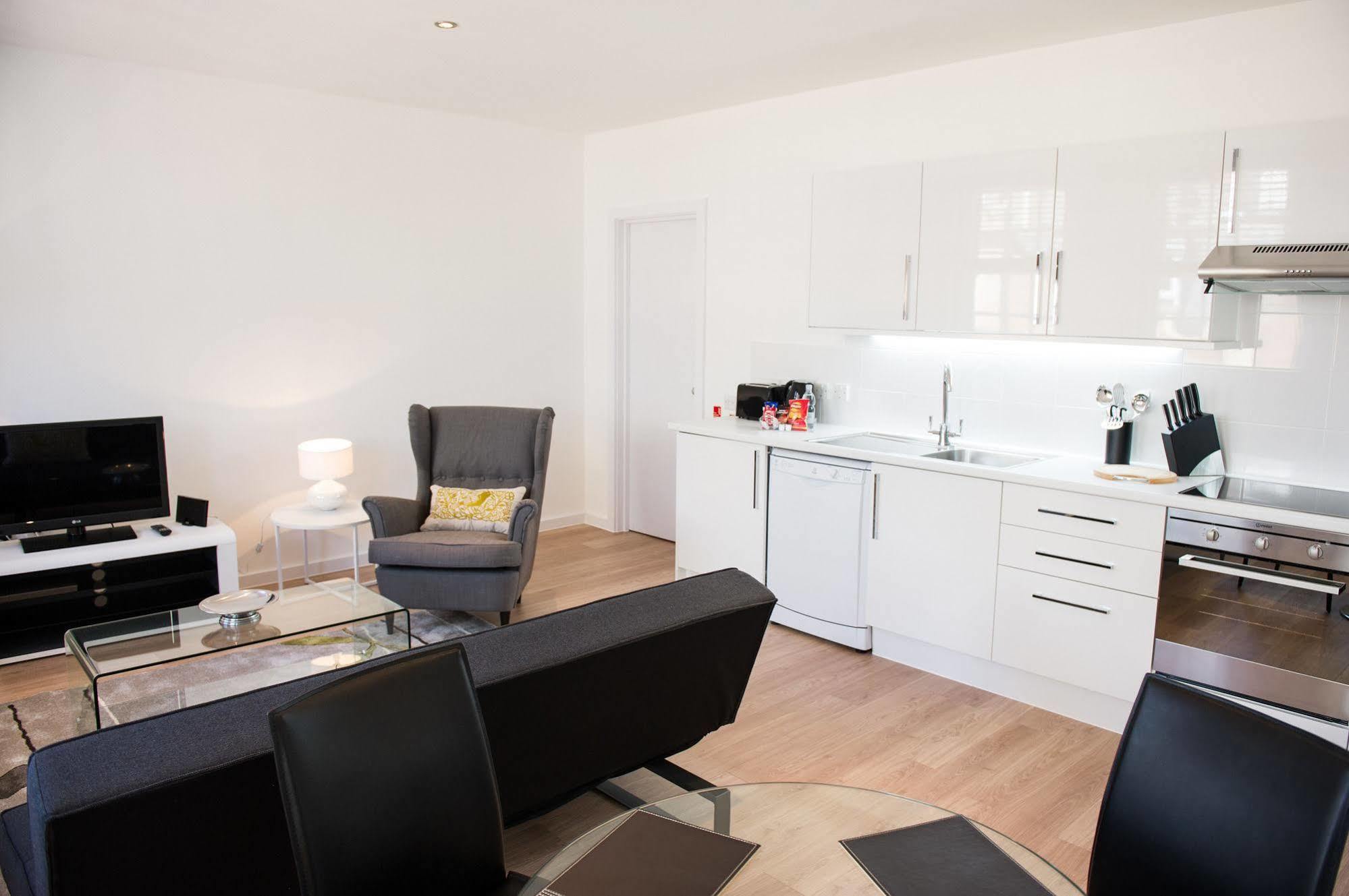 West End One Apartments London Exterior photo